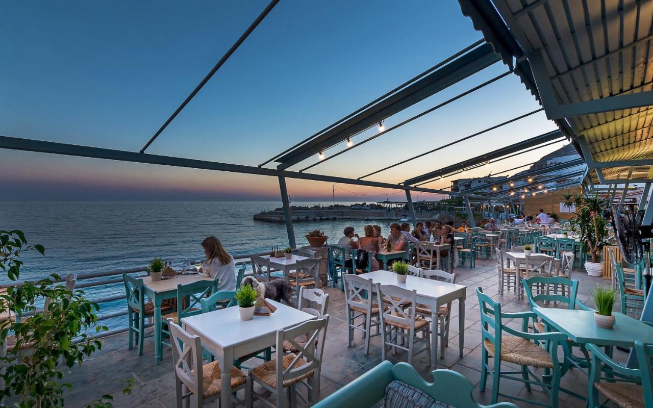 Aparthotel Livikon By The Sea Khóra Sfakíon Esterno foto