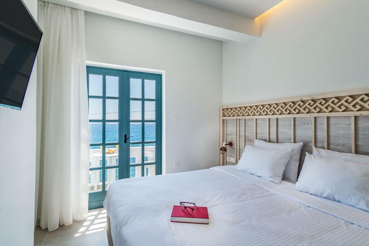 Aparthotel Livikon By The Sea Khóra Sfakíon Esterno foto