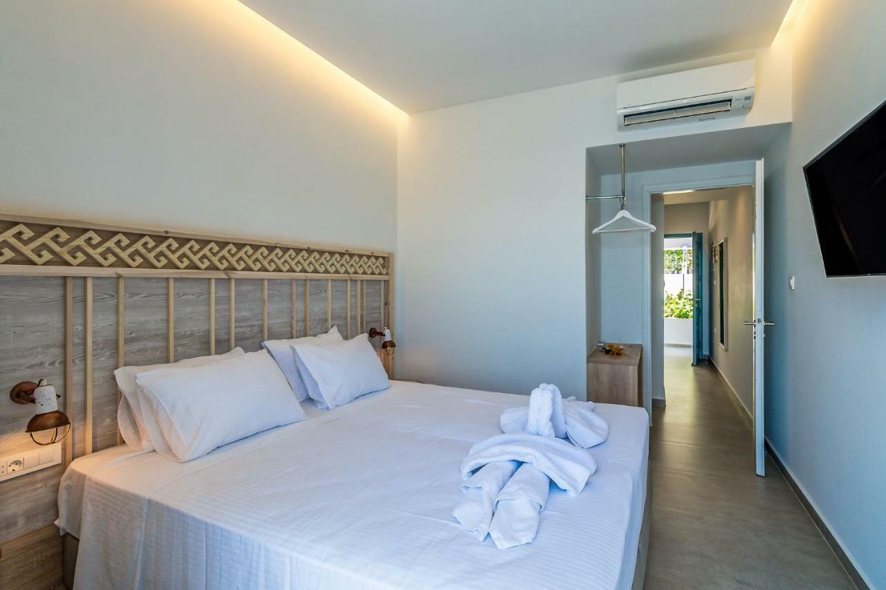 Aparthotel Livikon By The Sea Khóra Sfakíon Esterno foto